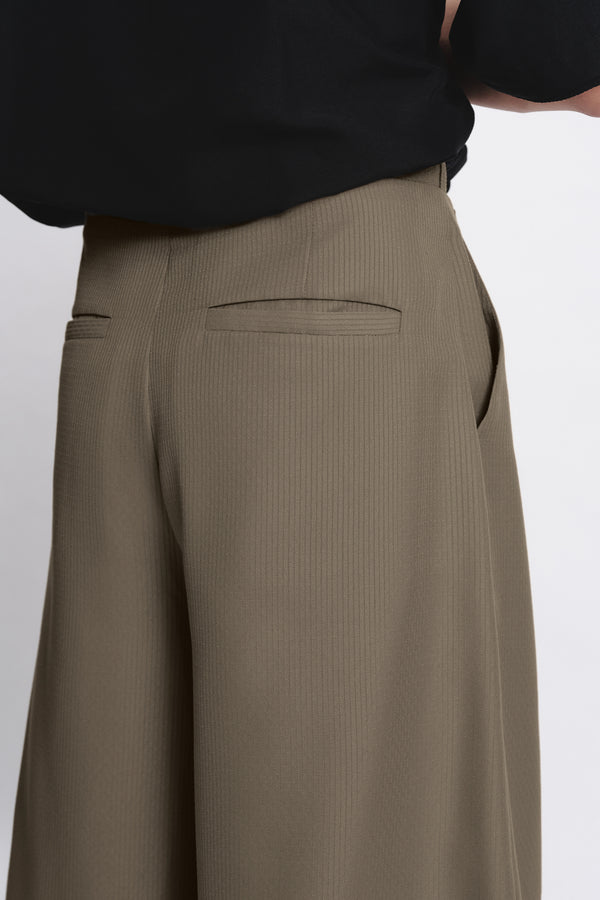 Pleated Shorts