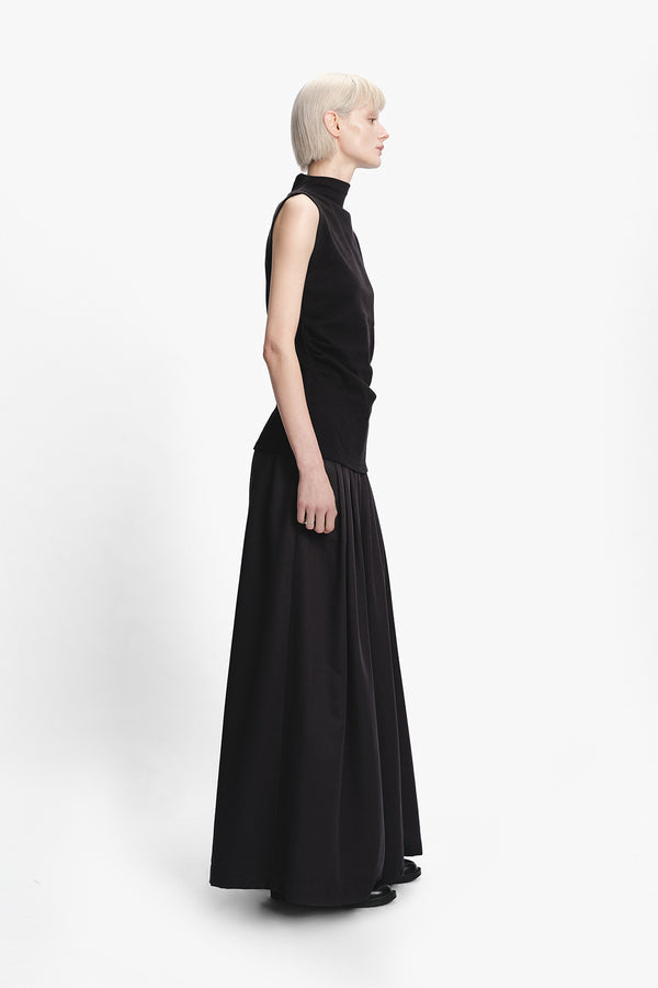 Pleated Wide-leg Pants