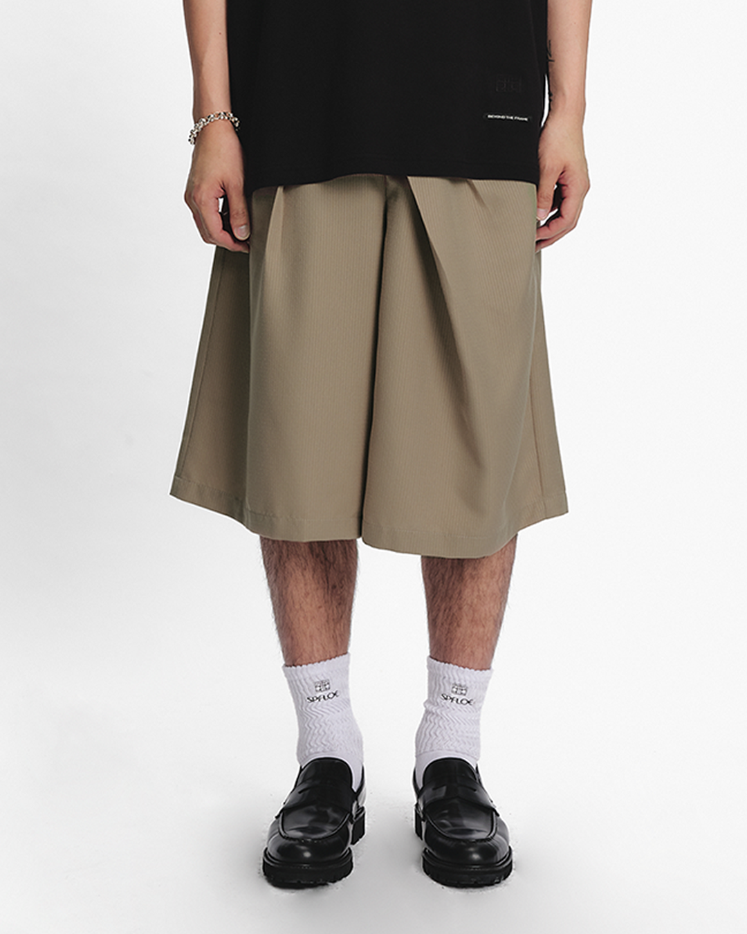 Pleated Shorts