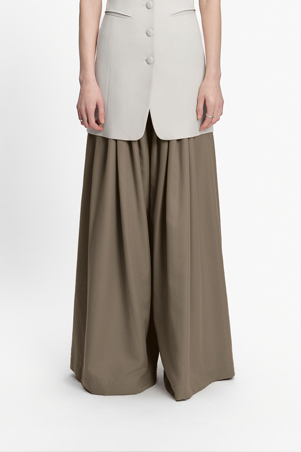 Pleated Wide-leg Pants