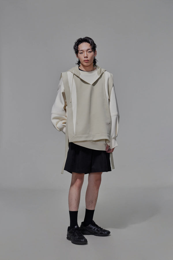 Wide-legged Scoop Shorts