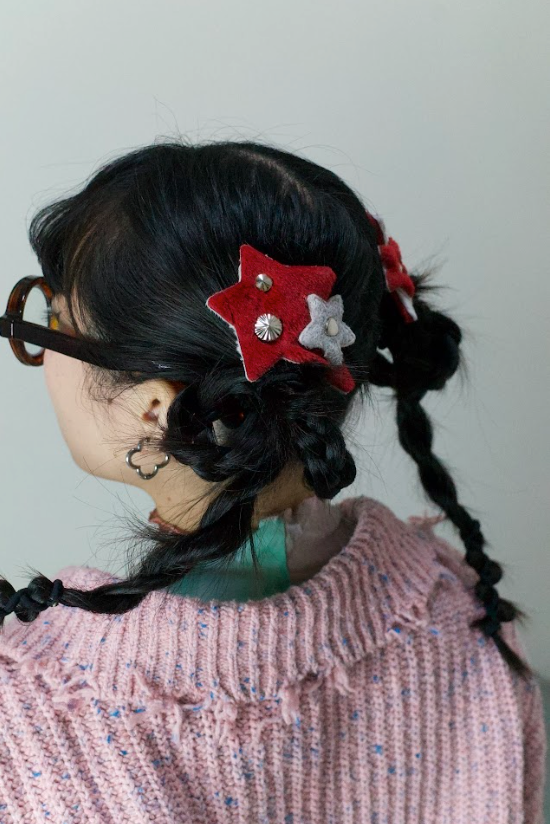 超大星星卯釘髮夾｜紅灰