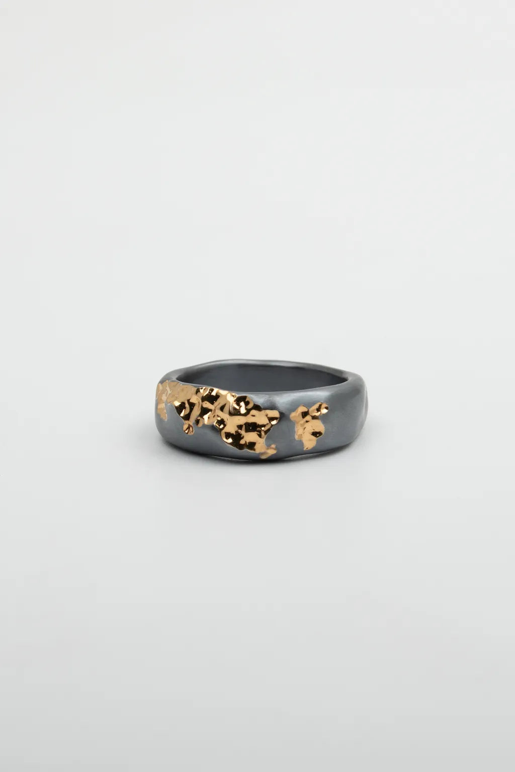 Goldfish ring White / Black