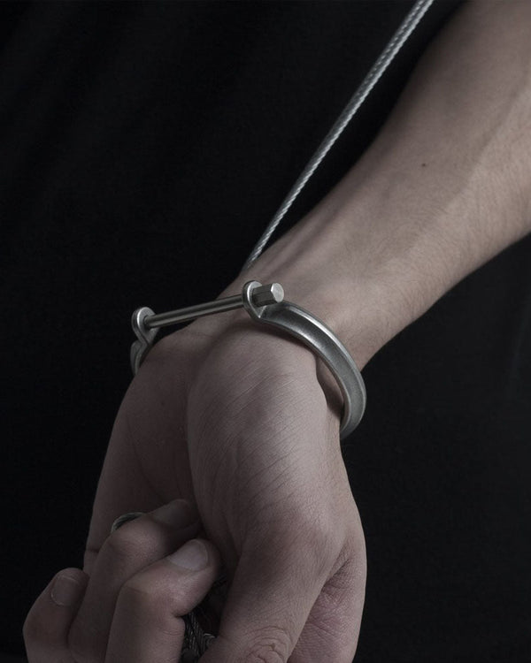 CLAMP_CL-B01_CUFF (Matte Steel)