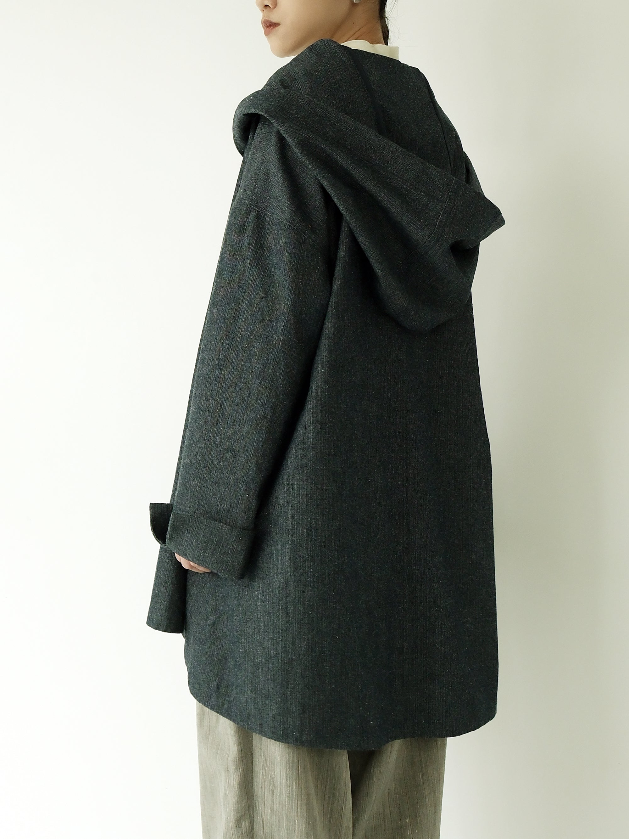 大連帽寬領風衣外套