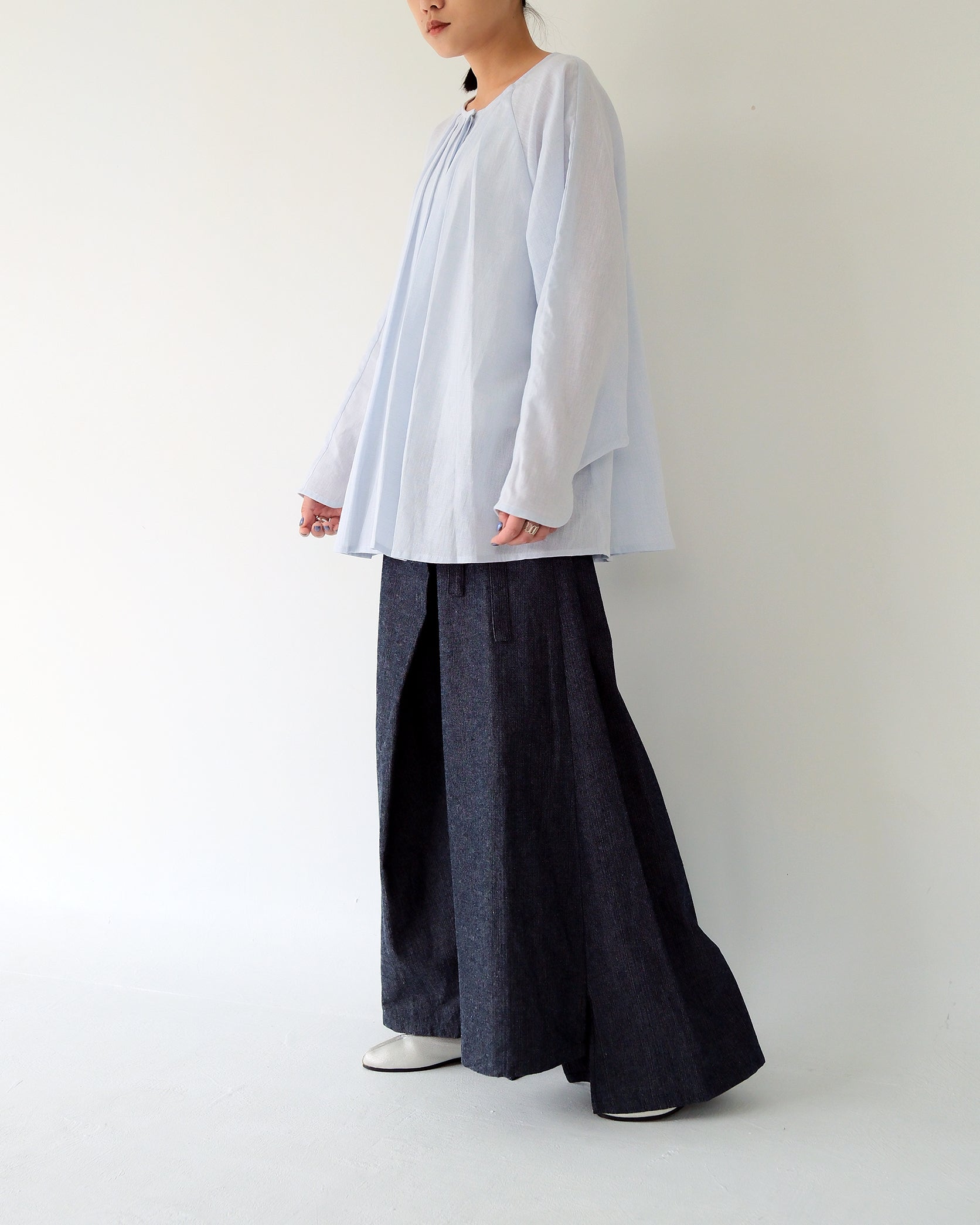 琵琶袖散狀襯衫｜淡藍