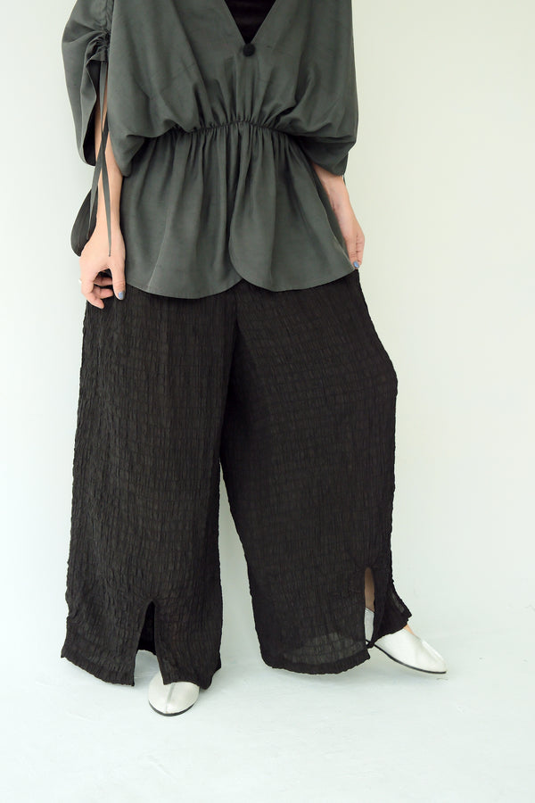 蠶絲前後開衩寬褲