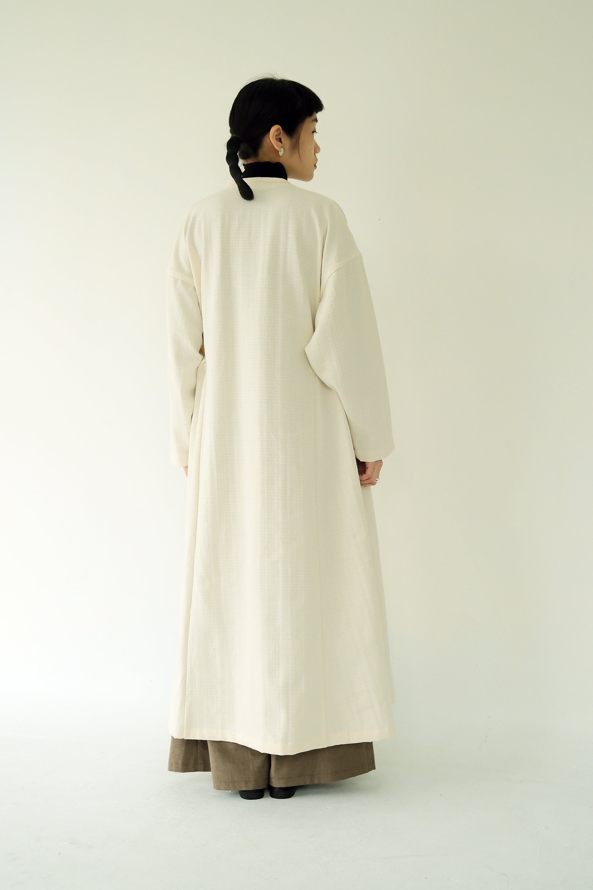 中亞開襟縮腰外套｜米色織紋