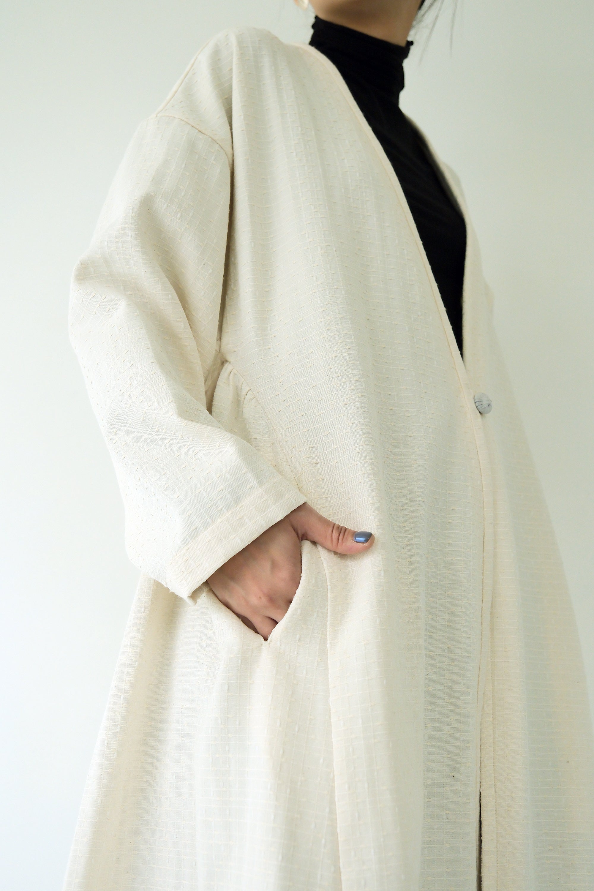 中亞開襟縮腰外套｜米色織紋