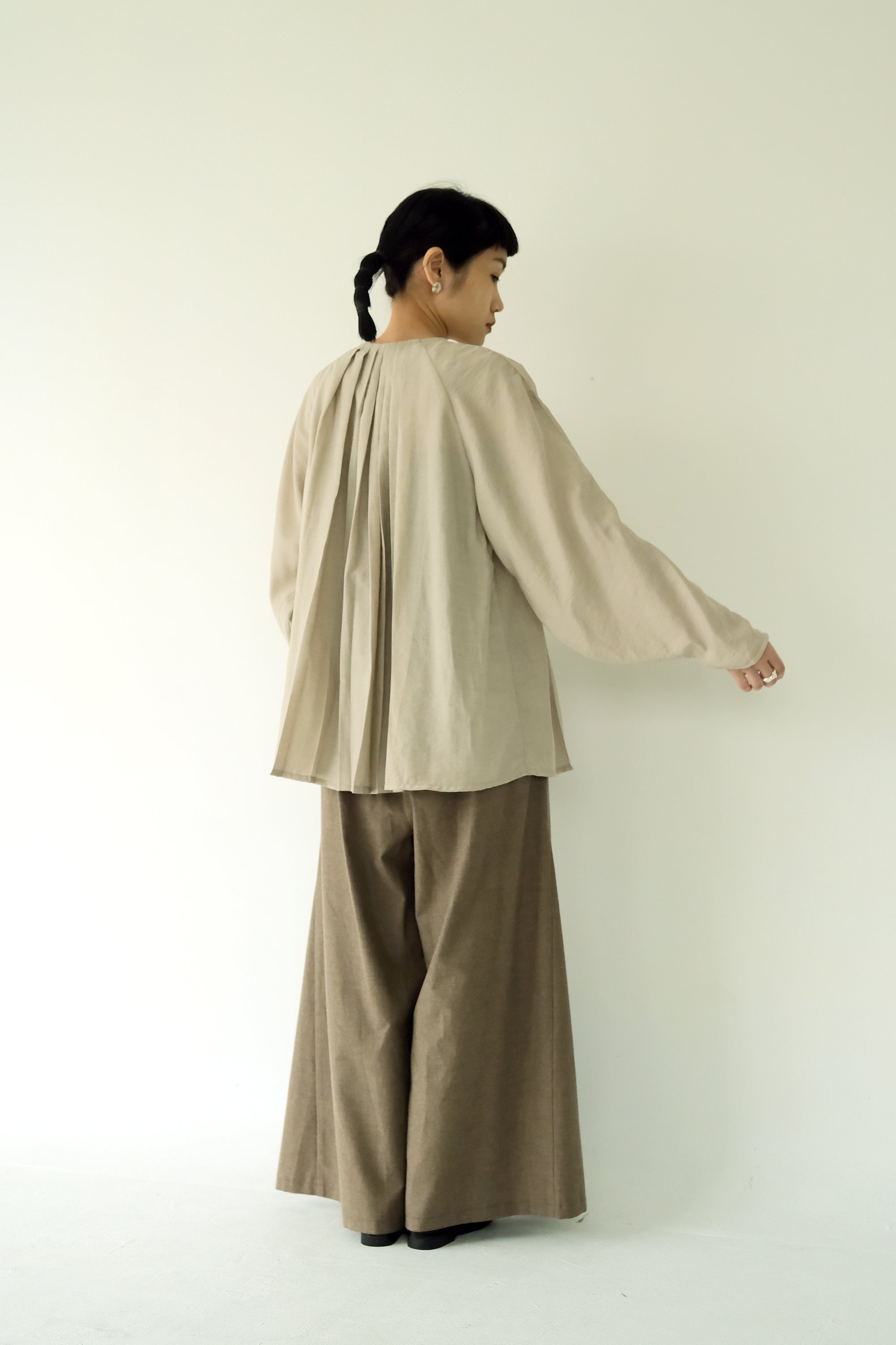 琵琶袖散狀襯衫｜米灰