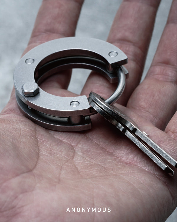 ANONYMOUS_AN-A01_KEY RING