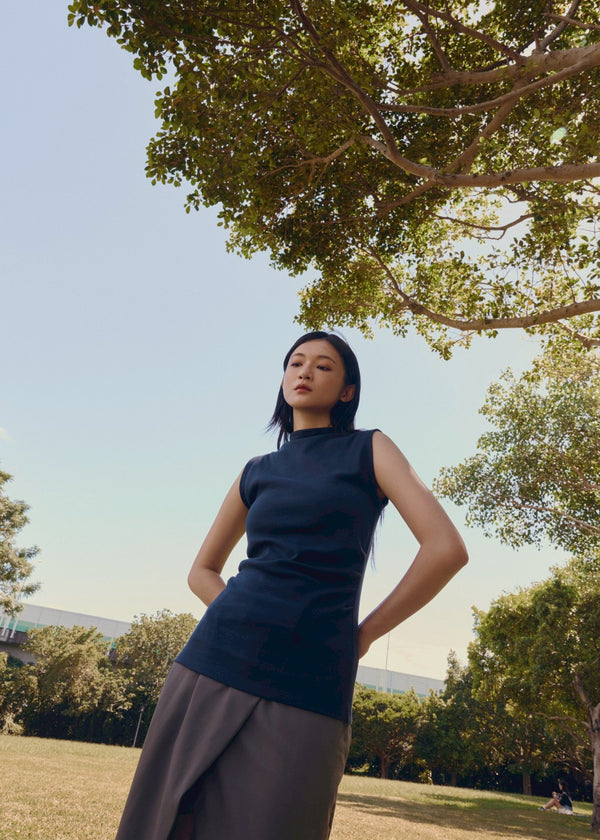 Logo Sleeveless Turtleneck