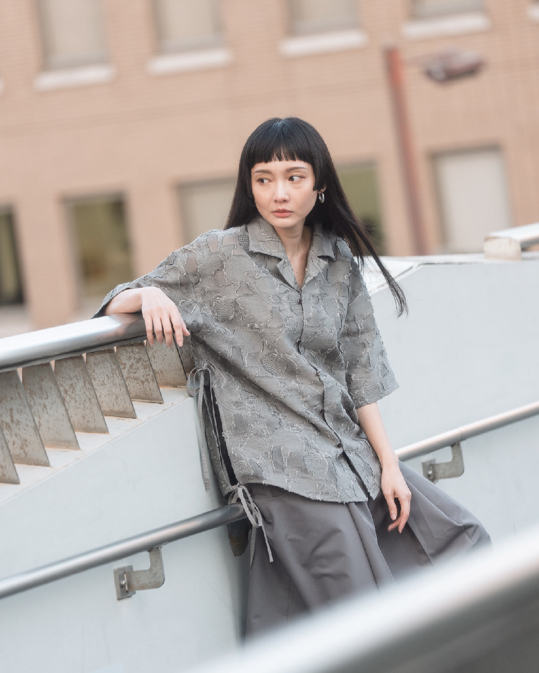 古巴領綁帶襯衫｜灰