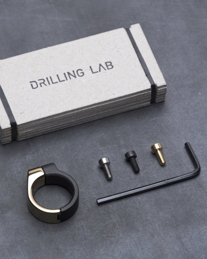 CLAMP_CL-R01_RING (Rough Black & Polished Gold)