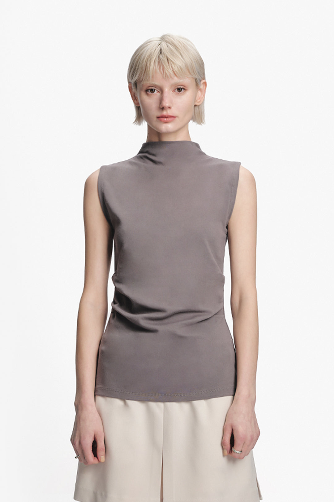 Logo Sleeveless Turtleneck