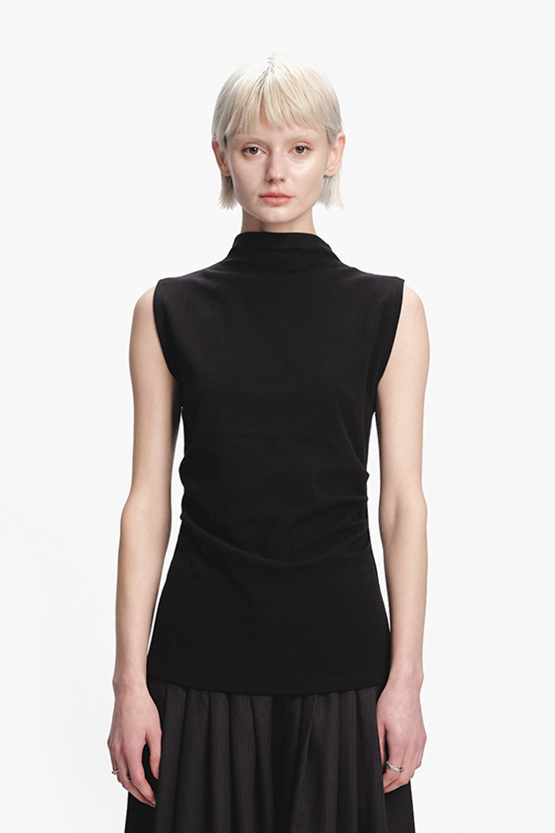 Logo Sleeveless Turtleneck